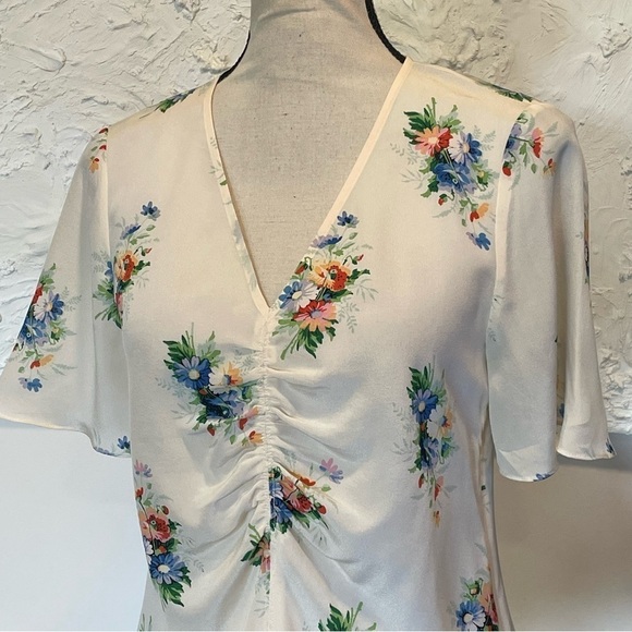 Madewell Shirred-Front Top Women's Cream Floral Silk Classic Corsage V-Neck Sz 2 - Picture 4 of 7